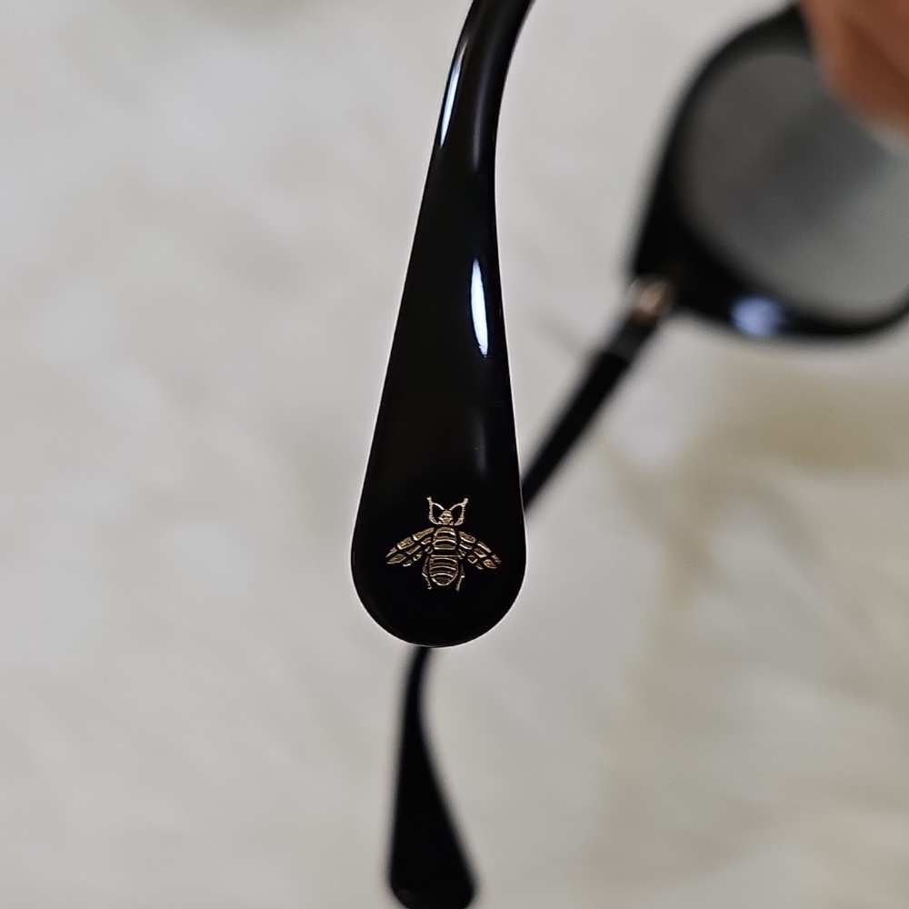 New Gucci 54mm Cat Eye Sunglasses - Picture 12 of 16